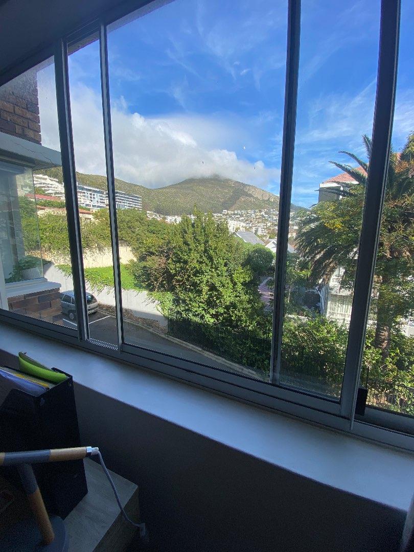 2 Bedroom Property for Sale in Sea Point Western Cape